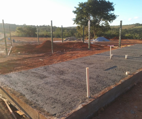 Início da construção da Indústria em 2016
