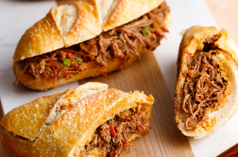 Sanduíche de Carne Louca