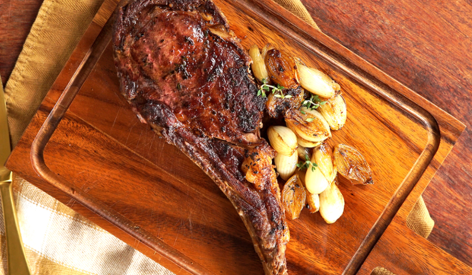 prime-rib-com-cebola-caramelizada